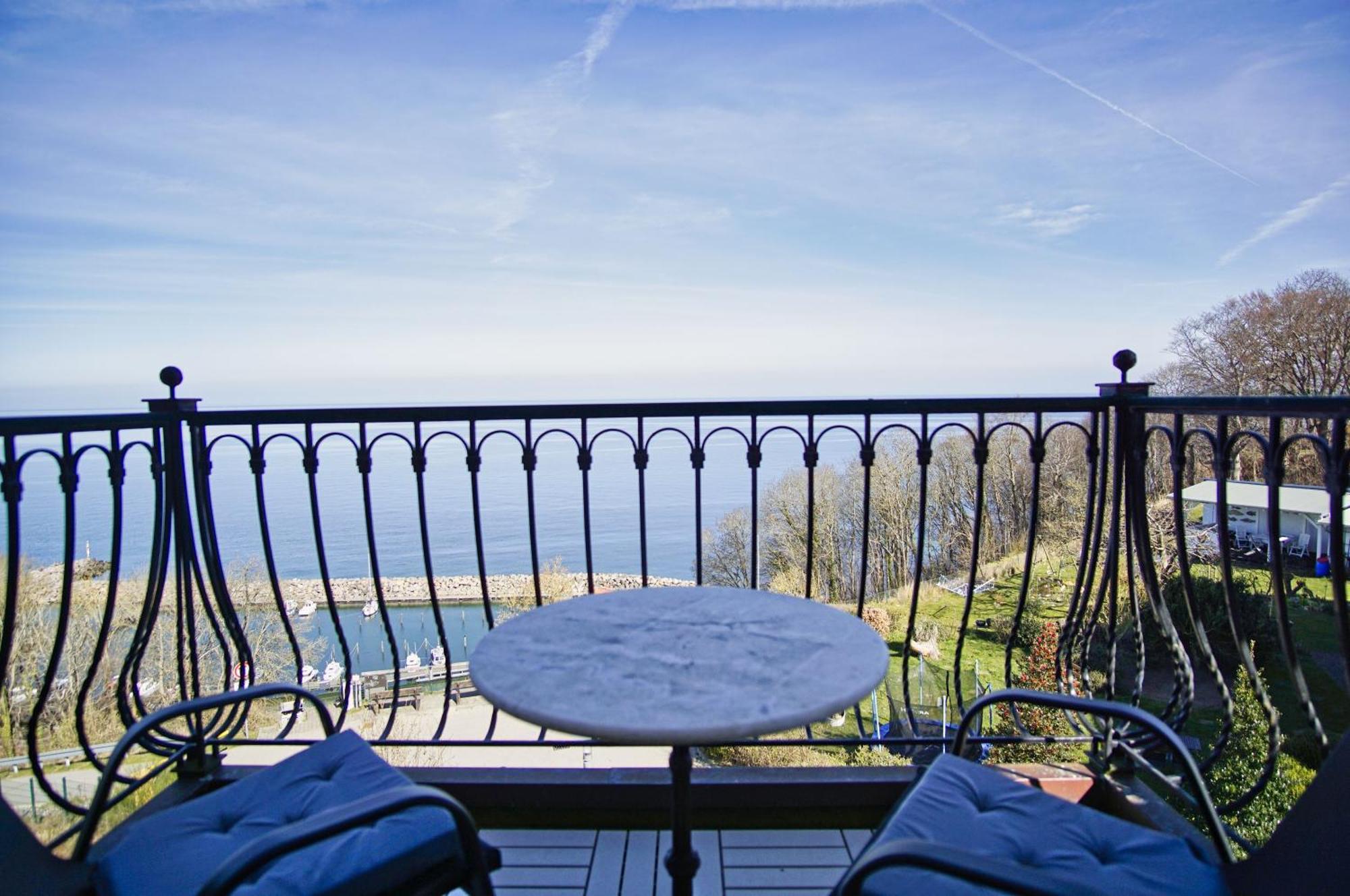 Ferienwohnung Mit Traumhaftem Meerblick - Haus Am Meer Fewo 11 Lohme Exterior foto